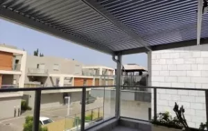 גלריית התקנות פרגולה חשמלית