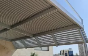 גלריית התקנות פרגולה חשמלית